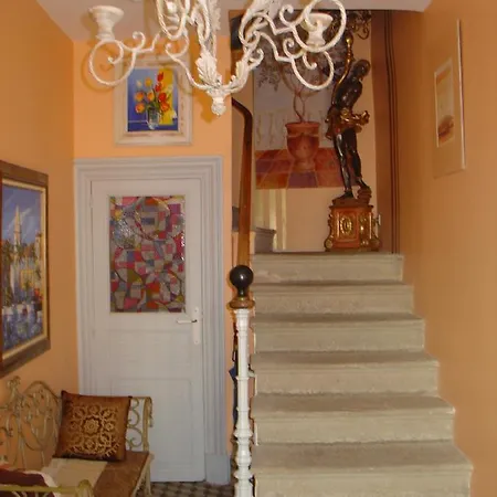 Bed & Breakfast L Echarpe D Iris Montpeyroux (Puy-de-Dome)